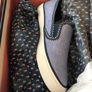 BNIB Sperry/Vineyard Vines Chambray Blue 6.5